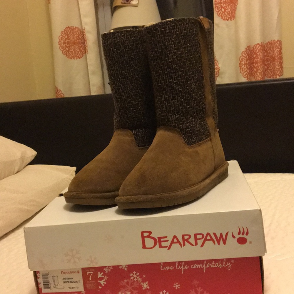 Bearpaw “Adrianna” Boots in good condition